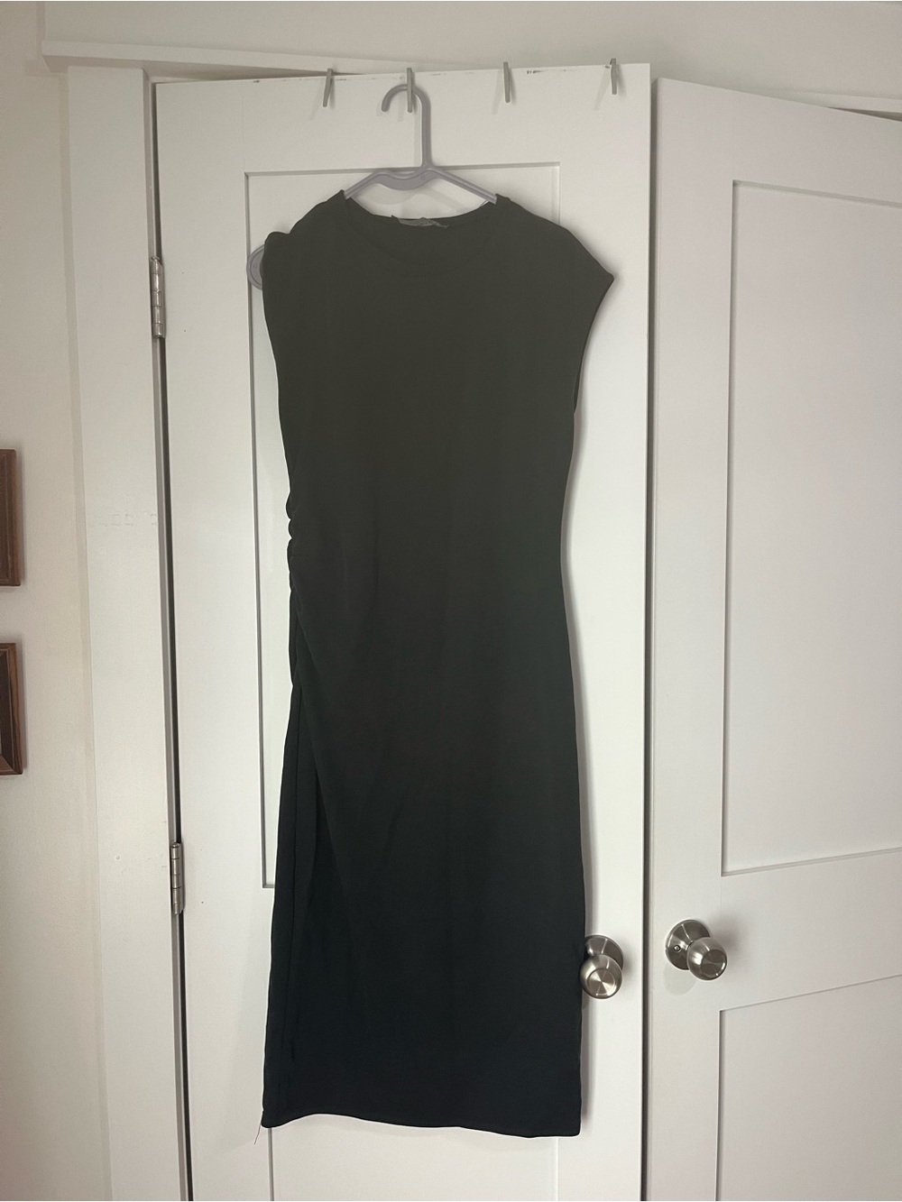 Primark Black Cap-Sleeve Midi Dress